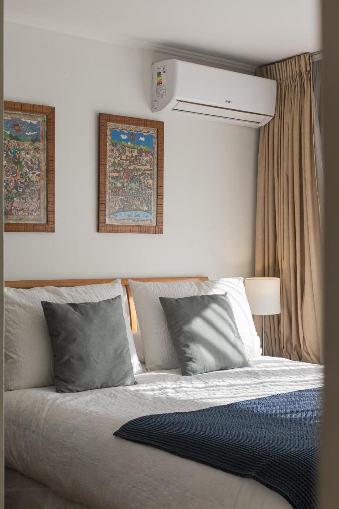 Modern And With View Of The Costanera Center *